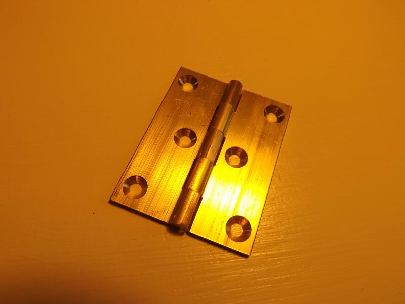 Extra Broad Suite Hinges (With Brass Pin)