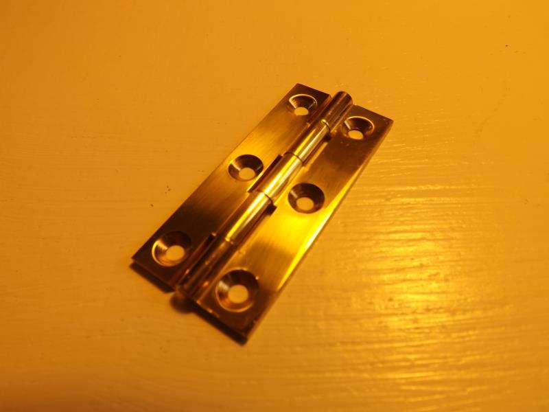 Narrow Suite Hinges (With Brass Pin)